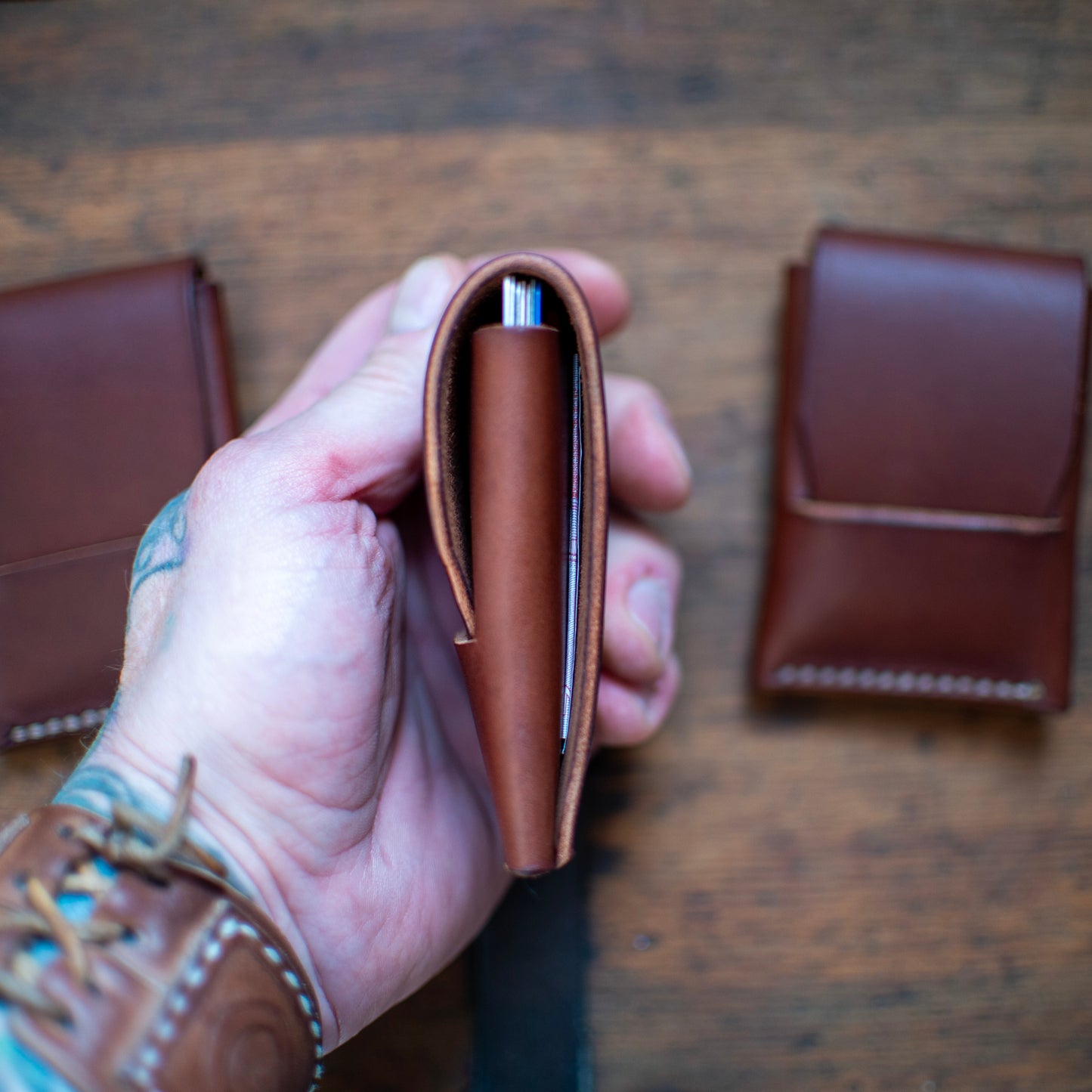 Slim wallet in full grain leather